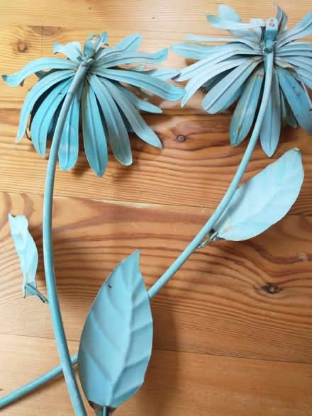 Photo of free 2 Metal Decorative Flowers (Fleetville) #2