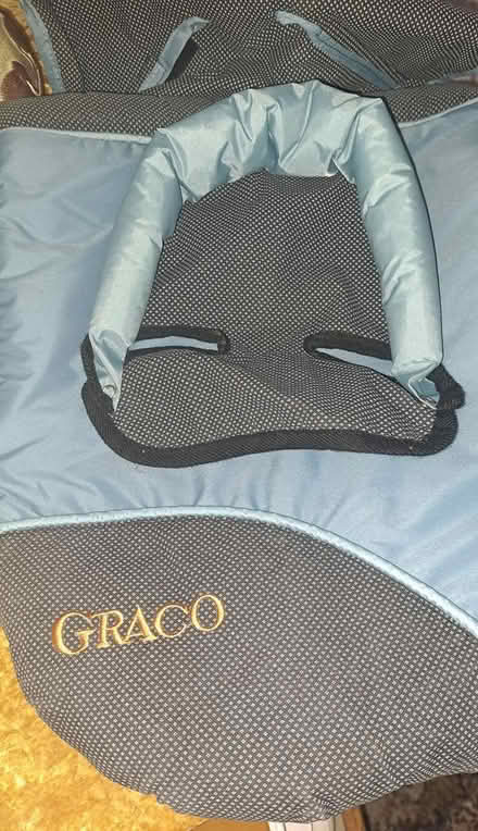 Photo of free Graco Baby Car Seat System (CT9) #3