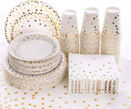 Photo of Disposable plates, napkins, plastic table cloths (South Reading RG2) #1
