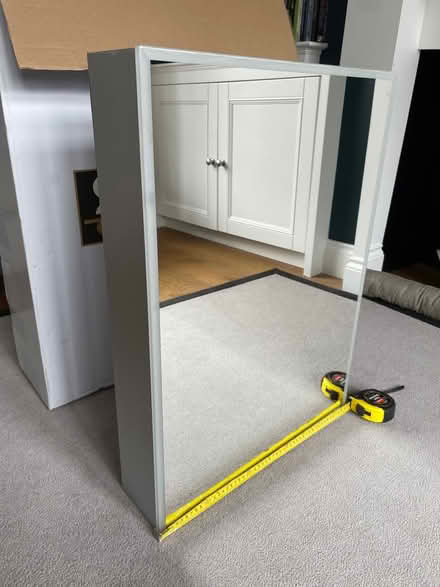 Photo of free Bathroom cabinet with socket (New malden KT3) #2