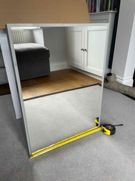 Photo of free Bathroom cabinet with socket (New malden KT3) #1