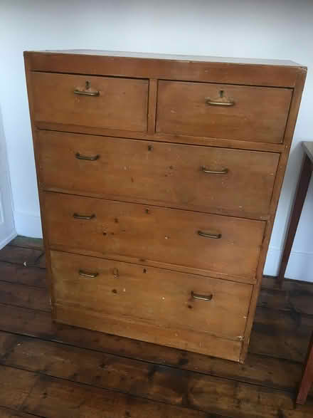 Photo of free Chest of drawers (Putney SW15) #1