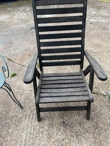 Photo of free Nice garden chairs& table (Kennington SE11) #4