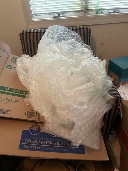 Photo of free Moving boxes and bubble wrap (Cunningham, Palmyra) #3