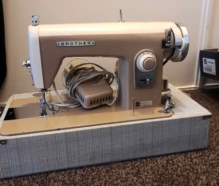 Photo of free Vintage Brother Sewing Machine (YO24 Dringhouses) #1