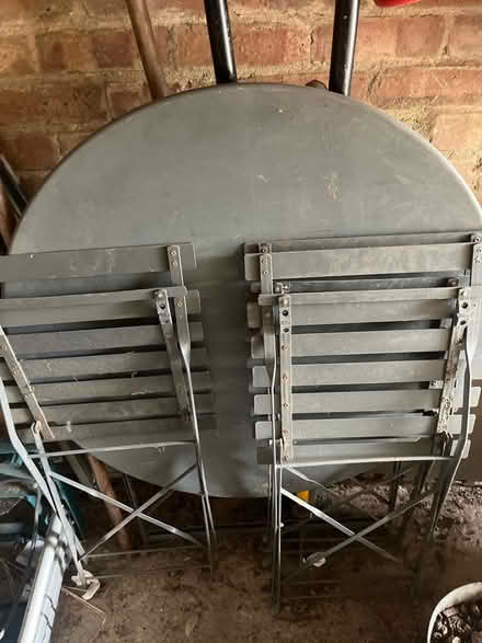 Photo of free Nice garden chairs& table (Kennington SE11) #1
