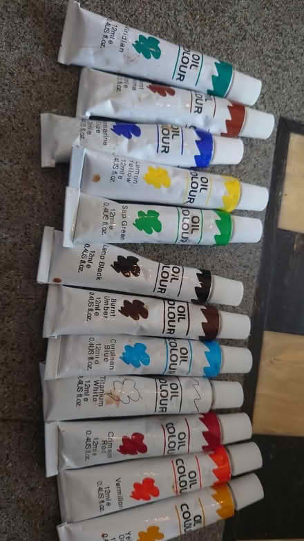 Photo of free Oil paints (HP19, Watermead, Aylesbury) #1