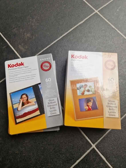 Photo of free Packs of photo paper. (Middleton MK10) #1