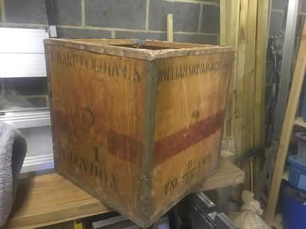 Photo of free Vintage tea crate (GL6 Whiteshill) #2
