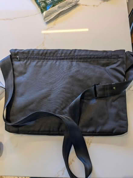 Photo of free Laptop bag (SE21) #1
