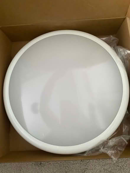 Photo of free CCT adjustable led bulkhead (NW1) #1