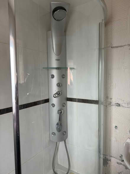 Photo of free Hans Grobe Pharo Corner Shower (Duffield, DE56) #1