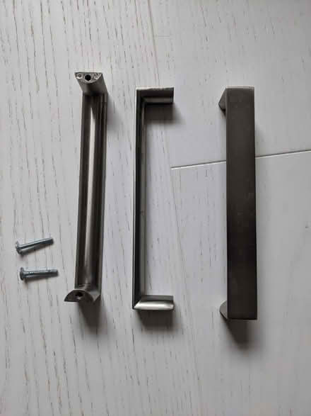 Photo of free Kitchen cabinet handles (Caversham RG4) #1