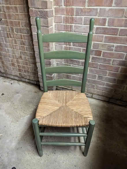Photo of free chair (DA6) #1