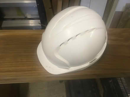 Photo of free Hard hat (GL6 Whiteshill) #2