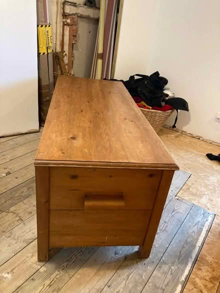 Photo of free Big blanket/storage box (S8 woodseats) #2