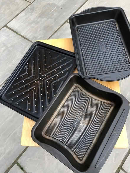 Photo of free Roasting and baking trays (Northolt) #1