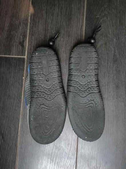 Photo of free wet shoes size 3-4 (EH3 Canonmills) #2