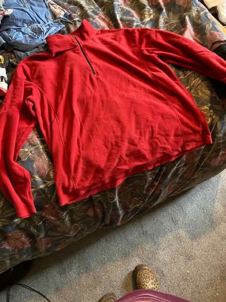Photo of free Fleece Large (Cromford) #1