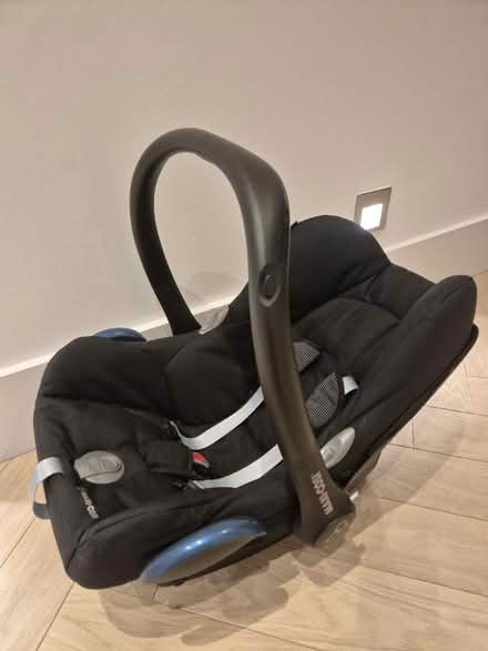 Photo of free Maxi-cosi cabriofix (St. John's Wood NW8) #1