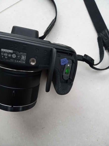 Photo of free Sony DSC H400 (Heswall CH61) #3