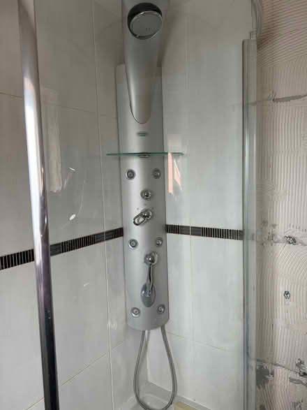 Photo of free Hans Grobe Pharo Corner Shower (Duffield, DE56) #2