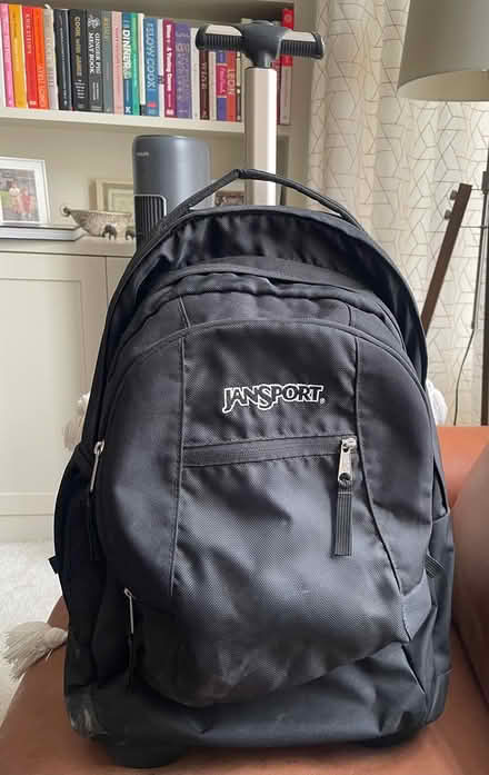Photo of free travel wheelie bag in good cond (Furzedown Tooting) #1