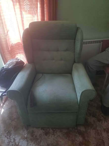 Photo of free Electric recliner chair (Stevenage SG2) #1