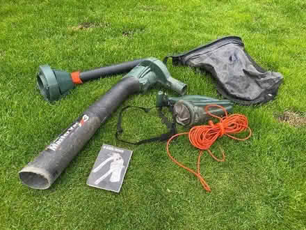 Photo of free Leaf Vac (Warlingham CR6) #1