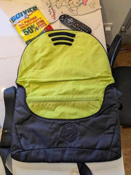 Photo of free Laptop bag (SE21) #2