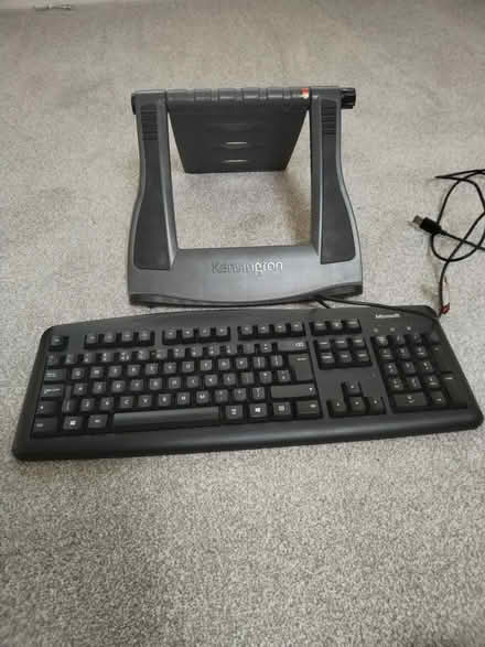 Photo of free Laptop riser & USB keyboard (TN36) #1