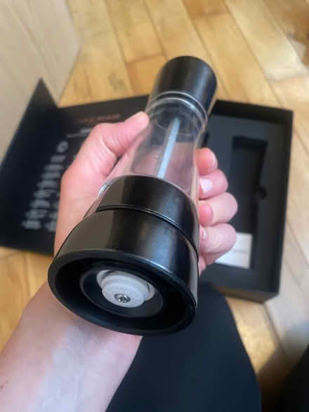 Photo of free Pepper mill (E8) #4