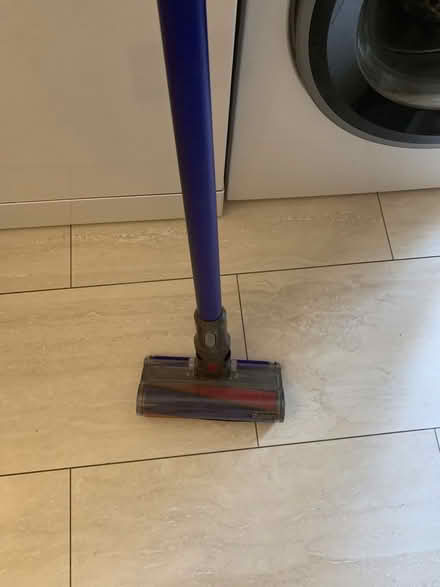 Photo of free Dyson cordless vacuum cleaner (Forest Green GL6) #3