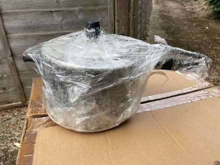 Photo of free Pressure cooker (SM5) #1