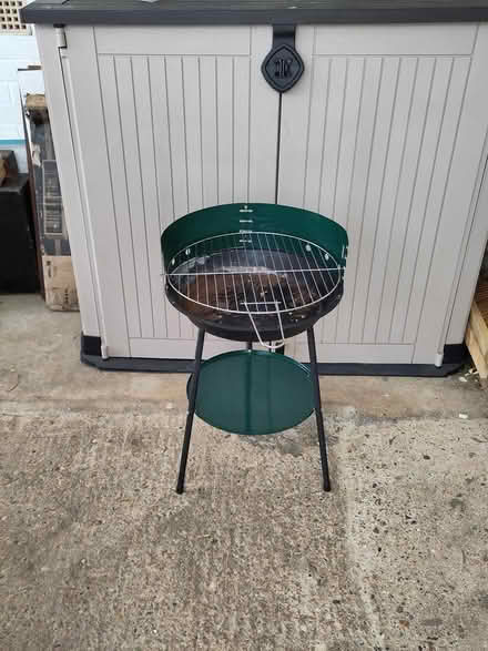Photo of free Small bucket barbecue (Stevenage, Old Town SG1) #1