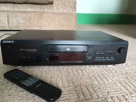 Photo of free CD Player (not working) (Huttocks Top) #1