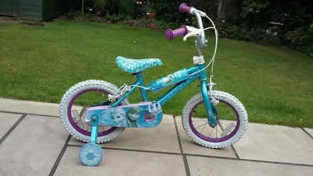 Photo of free 'Frozen' Child's Bike (College Town GU47) #2