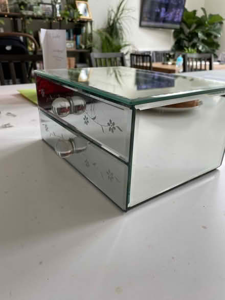 Photo of free Mirror jewellery box (Acton, London) #3