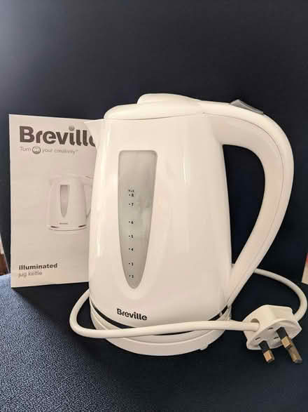 Photo of free kettle (batchworth HA6) #1