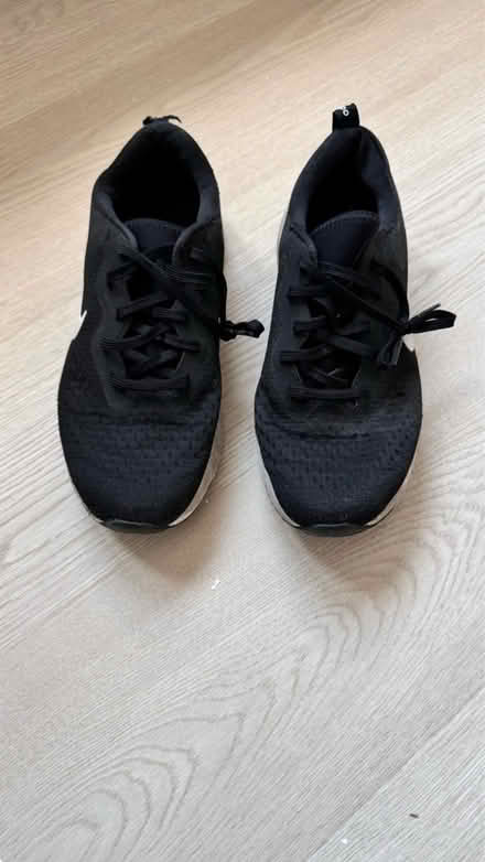 Photo of free UK 7.5 Nike Running Trainers (London, NW10) #2