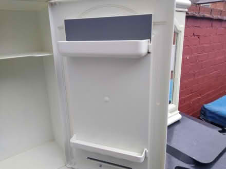 Photo of free Mirrored Bathroom cabinet going (Barbourne WR3) #3