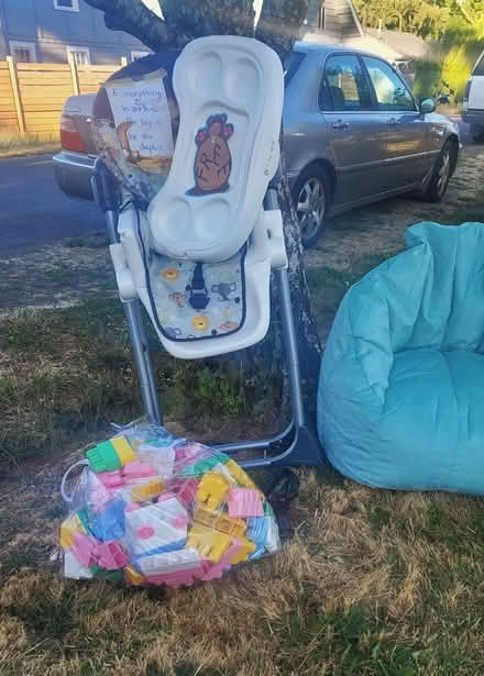 Photo of free Children's items (NE Salem) #1