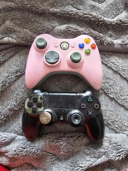Photo of free Controllers (TW8 Brentford) #1