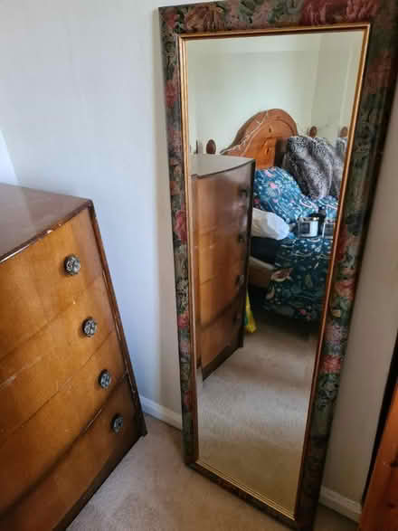 Photo of free Mirror (Bedford) #1