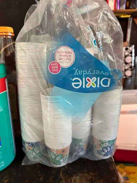 Photo of free Dixie 3oz paper cups (Sunnyvale by lawrence expwy) #1