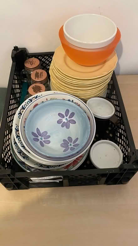 Photo of free Plates, saucers and kitchen stuff (Maidenhead SL6) #2