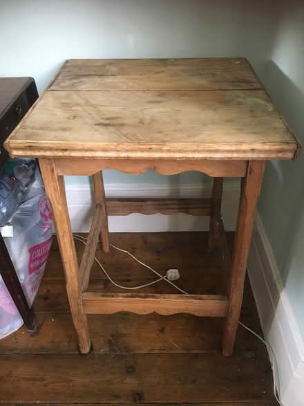 Photo of free Wooden table (Putney SW15) #1