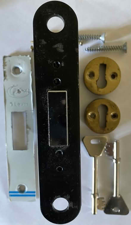 Photo of free Door Lock Body with 2 Keys (Weston LD7) #1