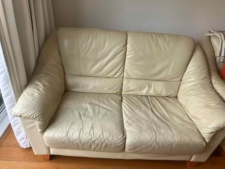 Photo of free Leather 3 piece suite (Marshalswick AL4) #3