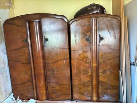 Photo of free Large wardrobe (N14 4QN) #2